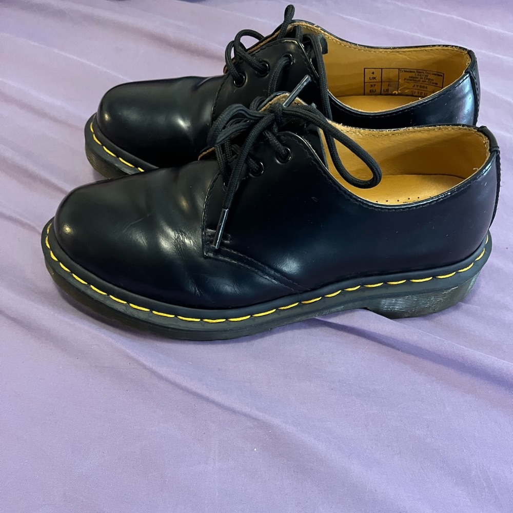 Doc martens 1461 size 6